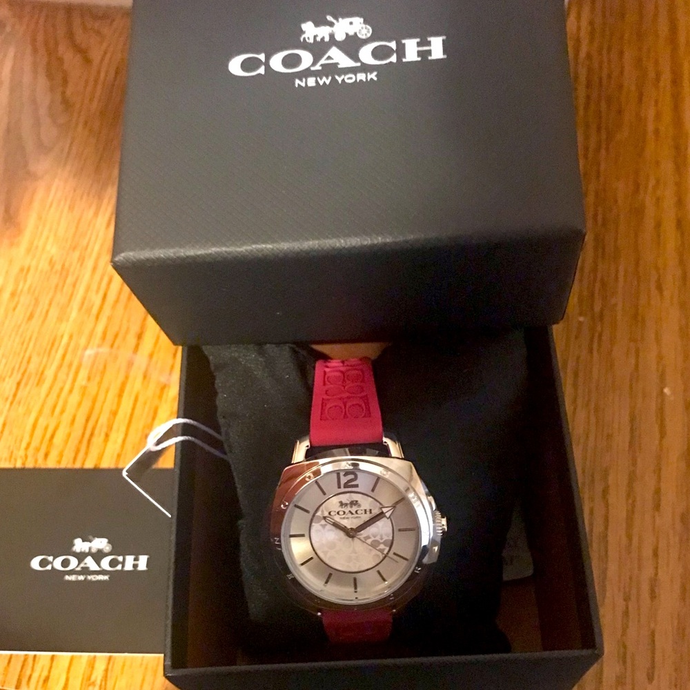 Authentic Coach women’s Boyfriend watch…NWT…